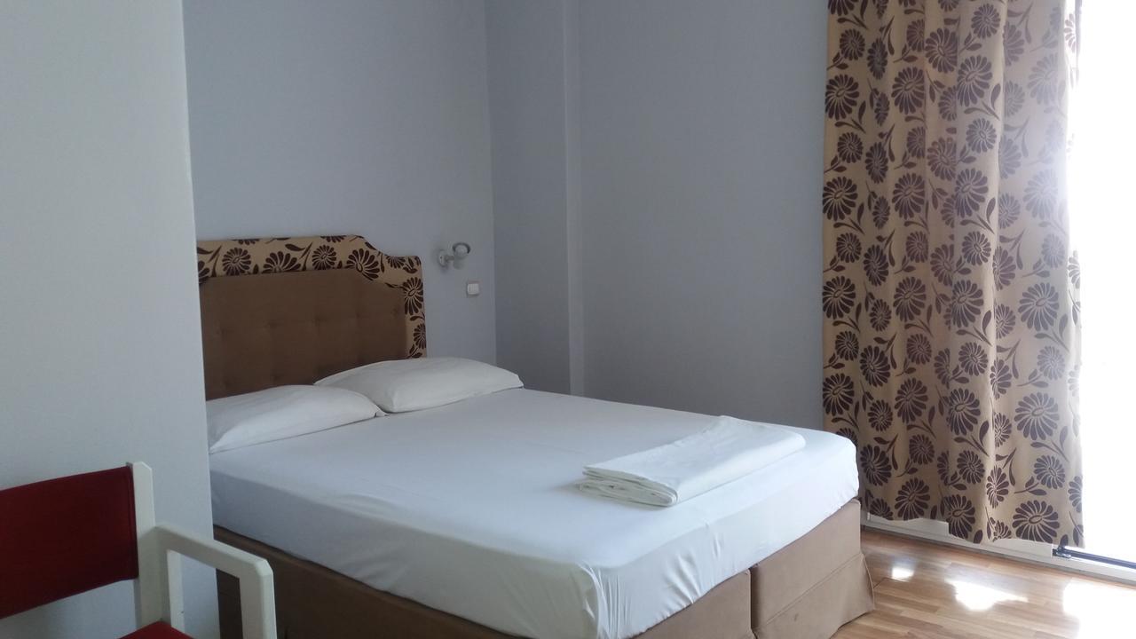 Theoxenia Hotel Atenas Exterior foto
